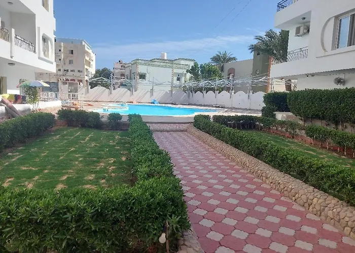 Al Makramia 2 Bd Apartman Gurdaka